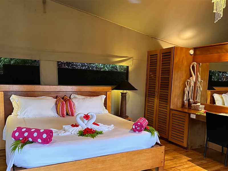 Bure interiors provide understated luxury touches while keeping the focus on the natural surroundings.