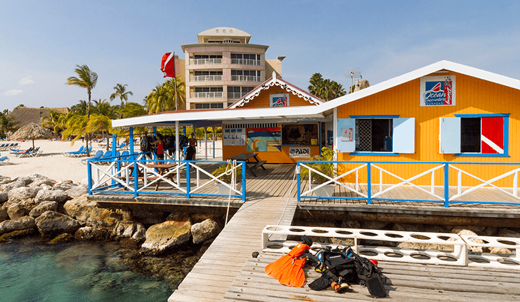 Ocean Encounters operates a satellite shop on the grounds of Sunscape Curaçao Resort, Spa & Casino.