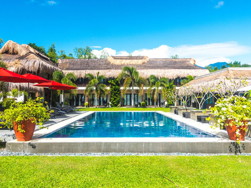 The oceanfront pool is the centerpiece of the resort.