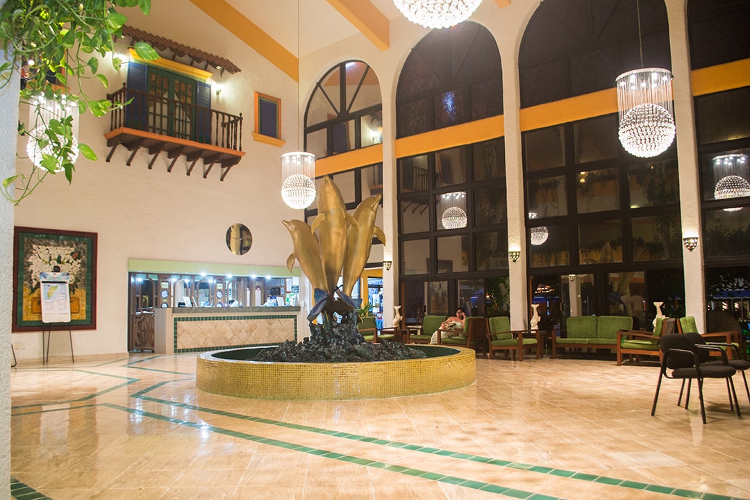 The lobby of the Hotel Cozumel & Resort serves as the gateway to the interior courtyard, which is the center of resort activities.